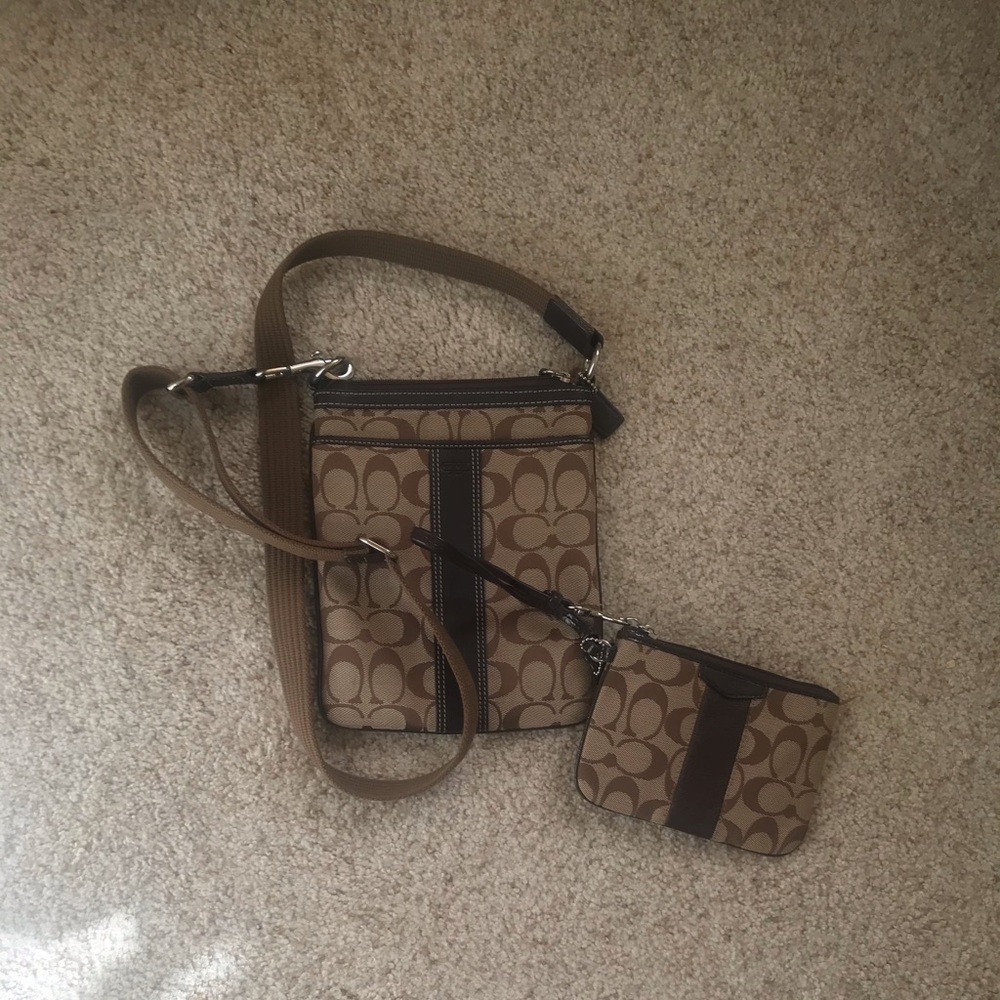 Coach Hipster and Wristlet Combo!